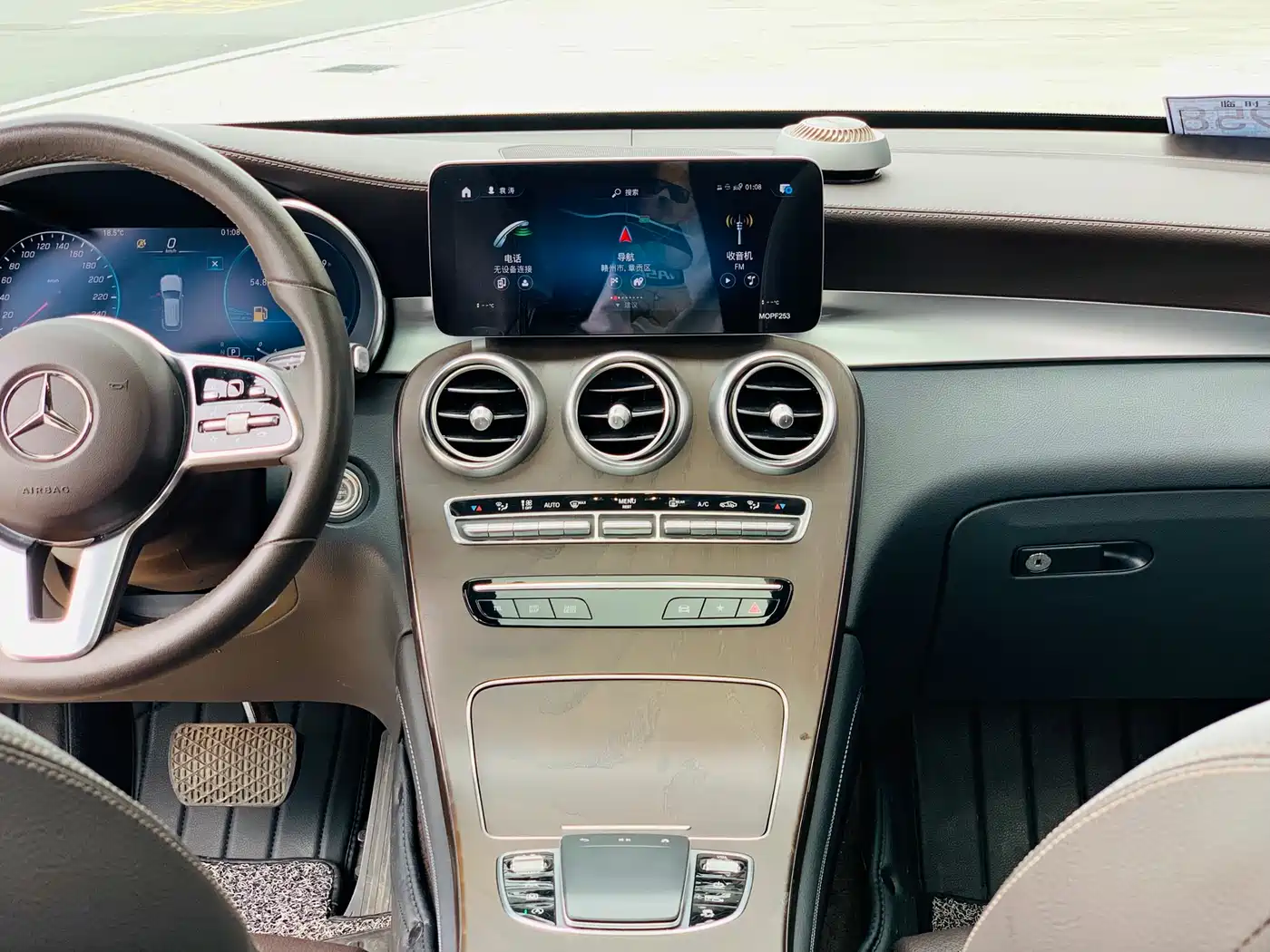 Mercedes-Benz GLC 2021 GLC 260 L 4MATIC Luxury фото 12