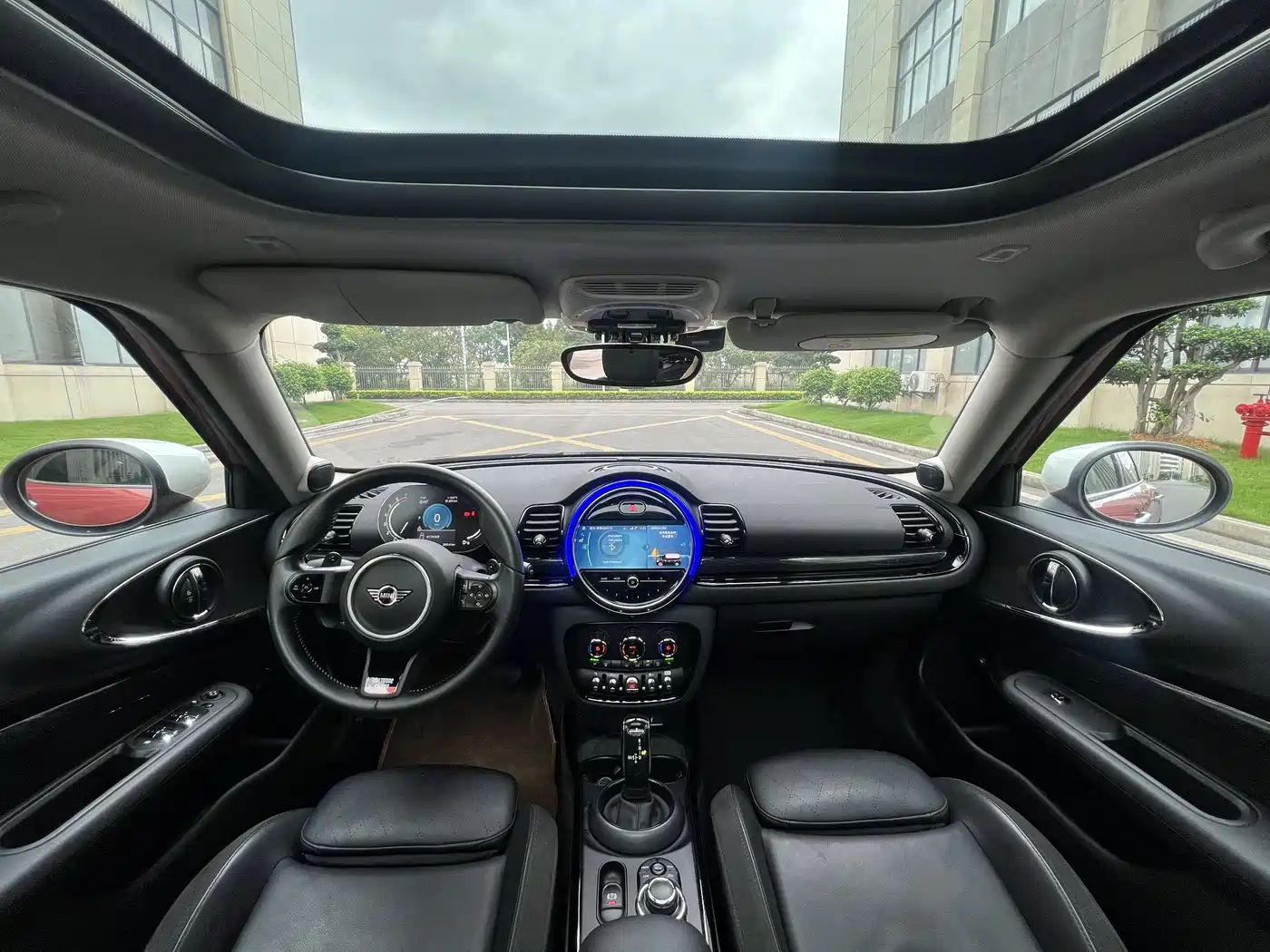 MINI CLUBMAN