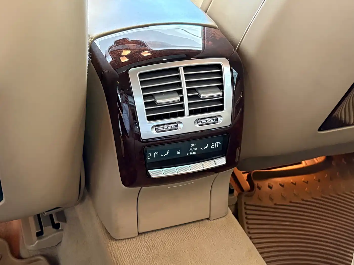 Mercedes-Benz S-Class 2010 S 600 L фото 21
