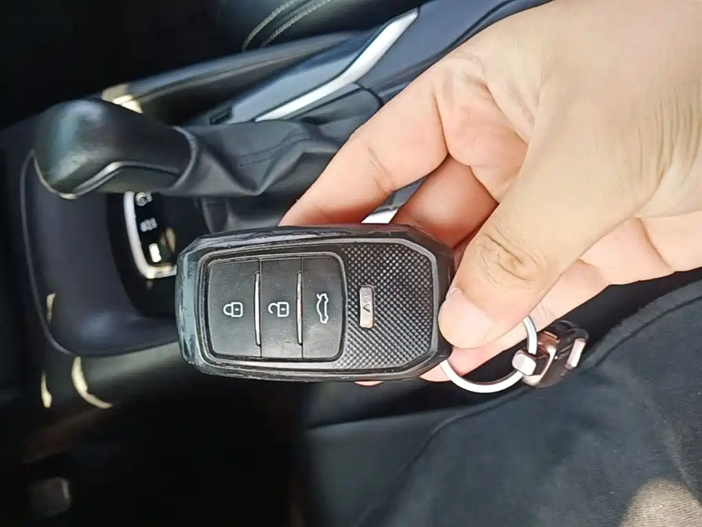 Toyota Corolla 2019 1.2T S-CVT Sport Edition фото 9
