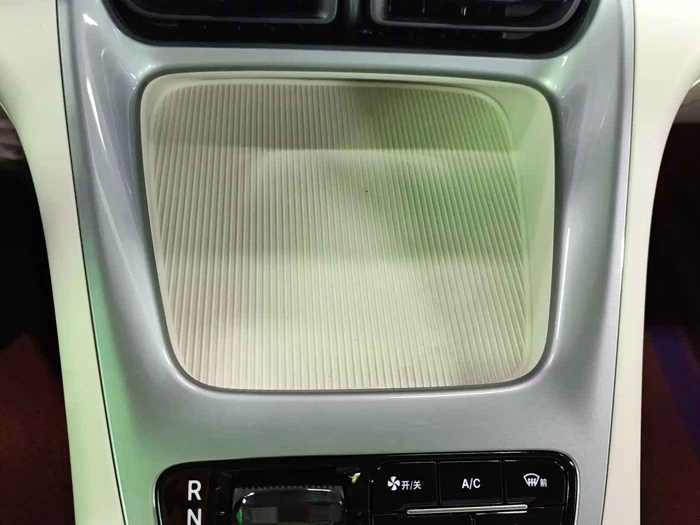 Geely Galaxy Starry Wish 2025 UP 410km Explorer+ Edition фото 13