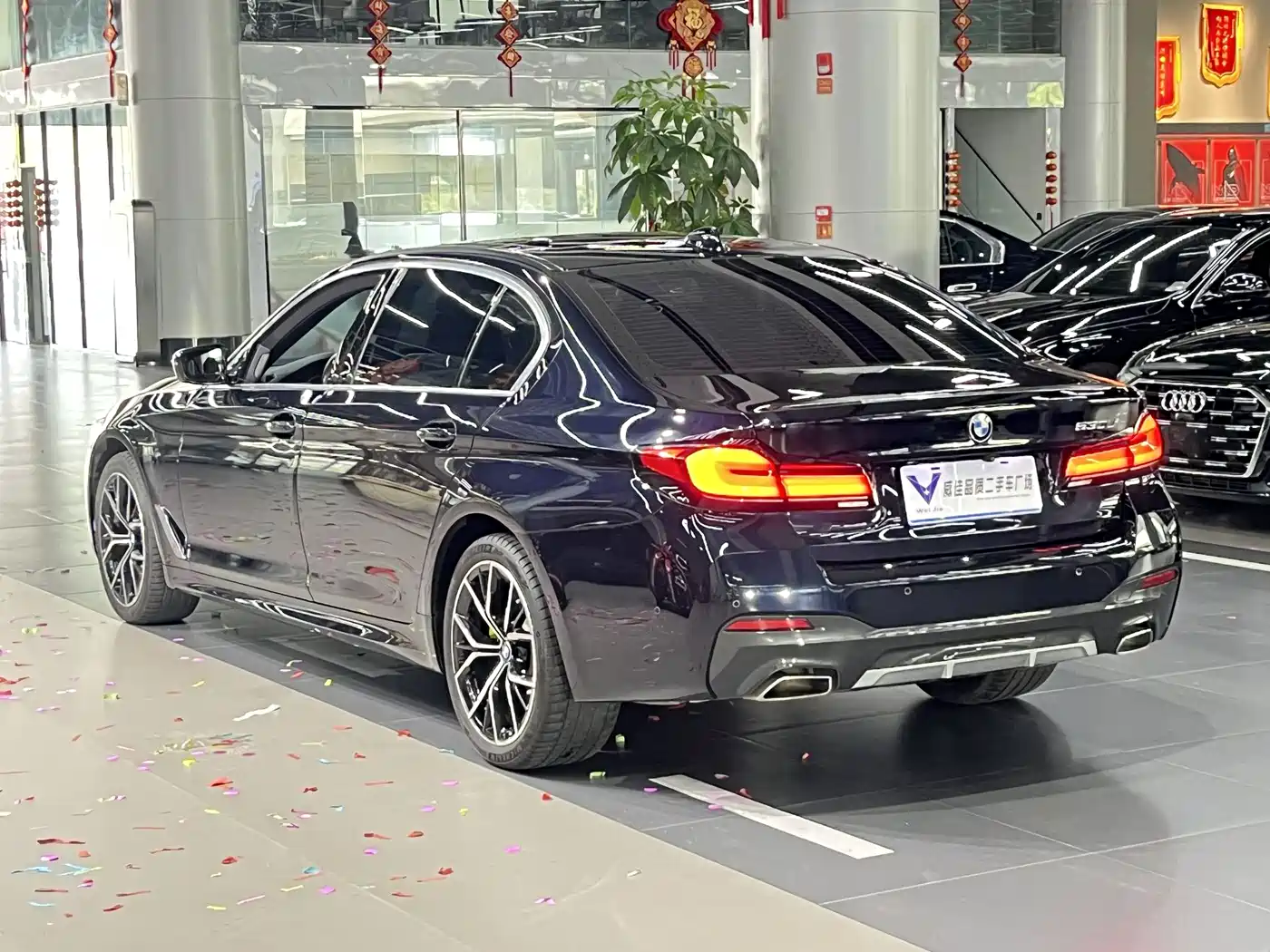 BMW 5 Series 2022 Facelift II 530Li Premium Package M Sport фото 7