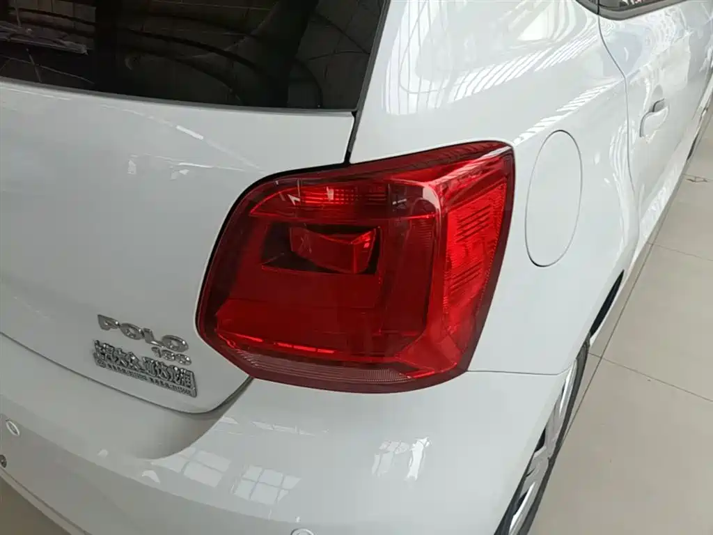 Volkswagen Polo 2018 1.5L Auto Safe Drive фото 8