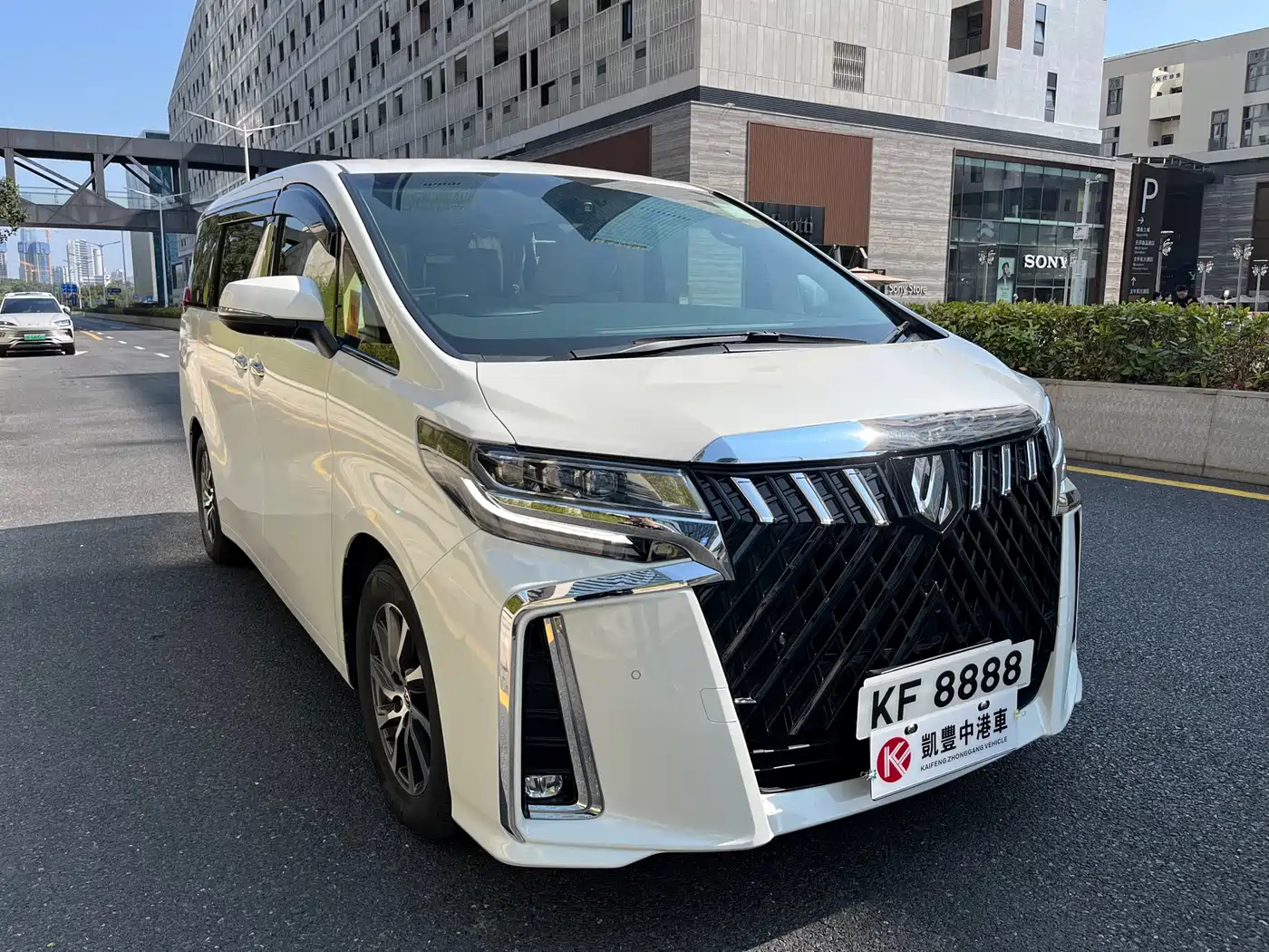 Toyota Alphard 2015 3.5L Luxury Edition фото 3