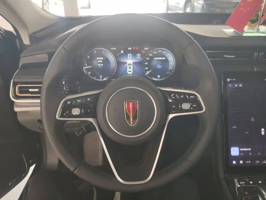 Hongqi H5 2024 2.0T Automatic Smart Connect Flag Smooth Edition фото 11