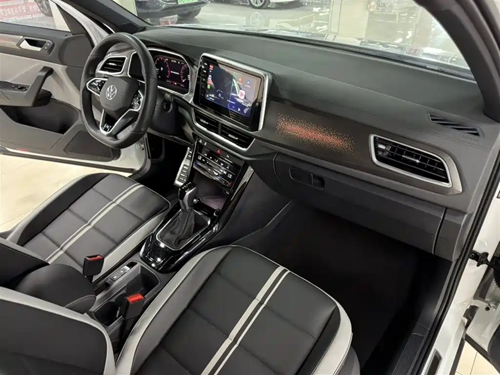 Volkswagen T-ROC 2023 300TSI DSG 2WD Dawn Edition фото 19
