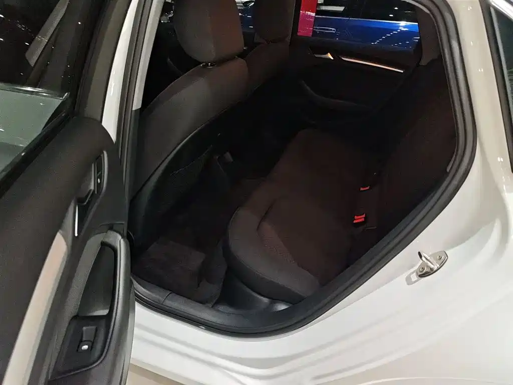 Audi A3 2019 Limousine 35 TFSI Progressive China VI фото 13
