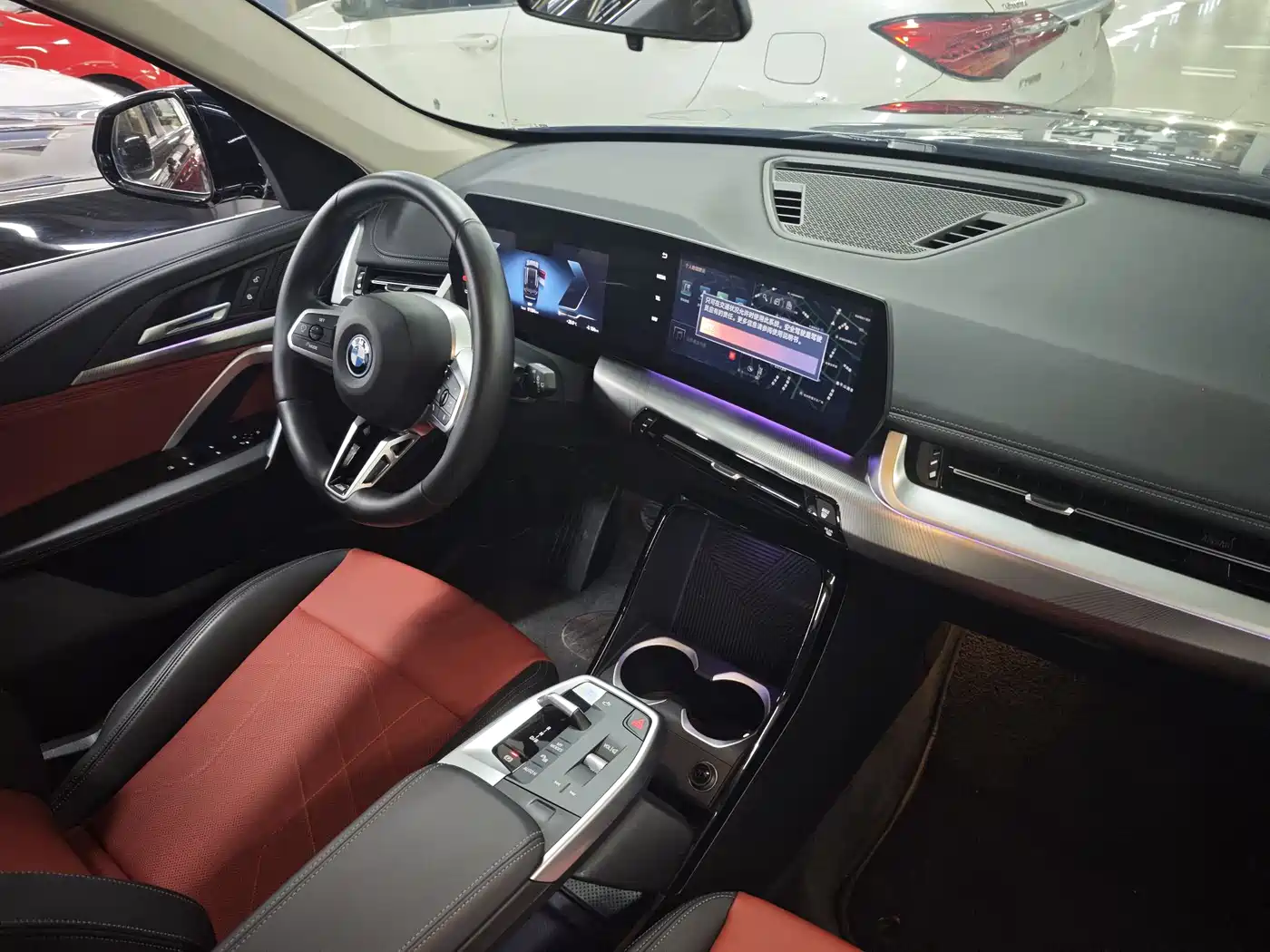BMW iX1 2023 eDrive25L M Sport Package фото 14