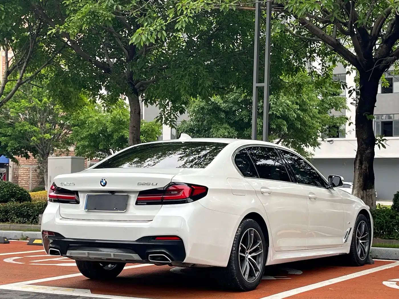 BMW 5 Series 2021 Facelift 525Li M Sport Package фото 9