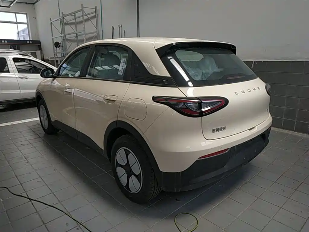 Geely Galaxy Starry Wish 2026 Edition 310km Youth Version фото 5