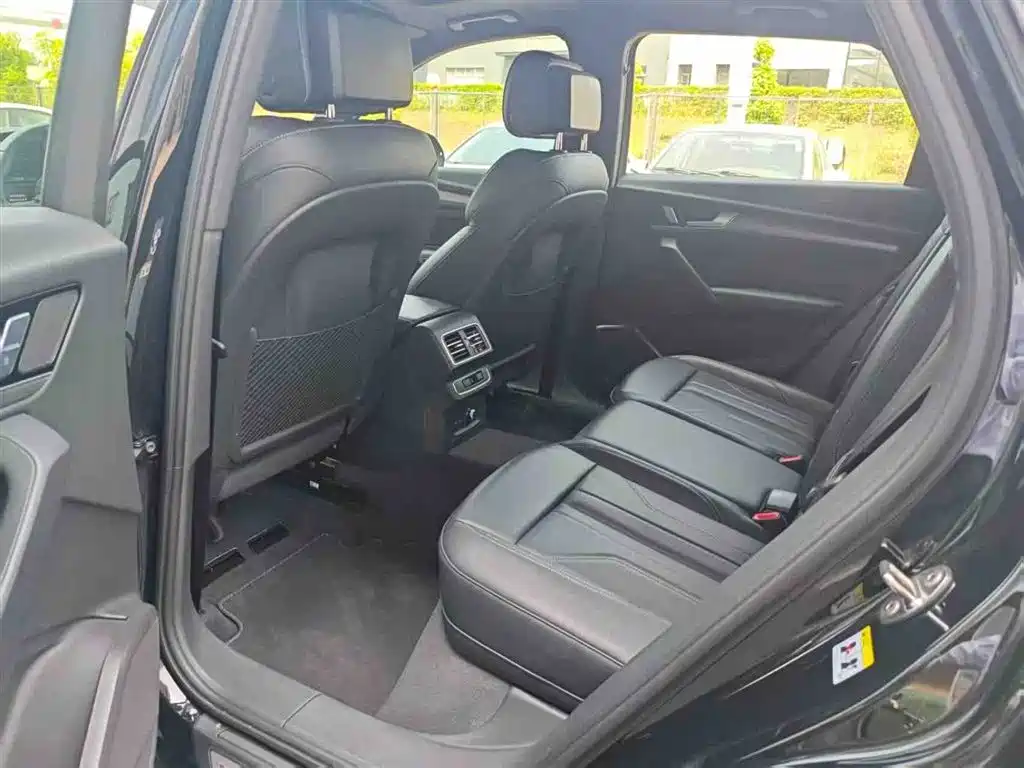 Audi Q5L 2025 40 TFSI Luxury Dynamic фото 7