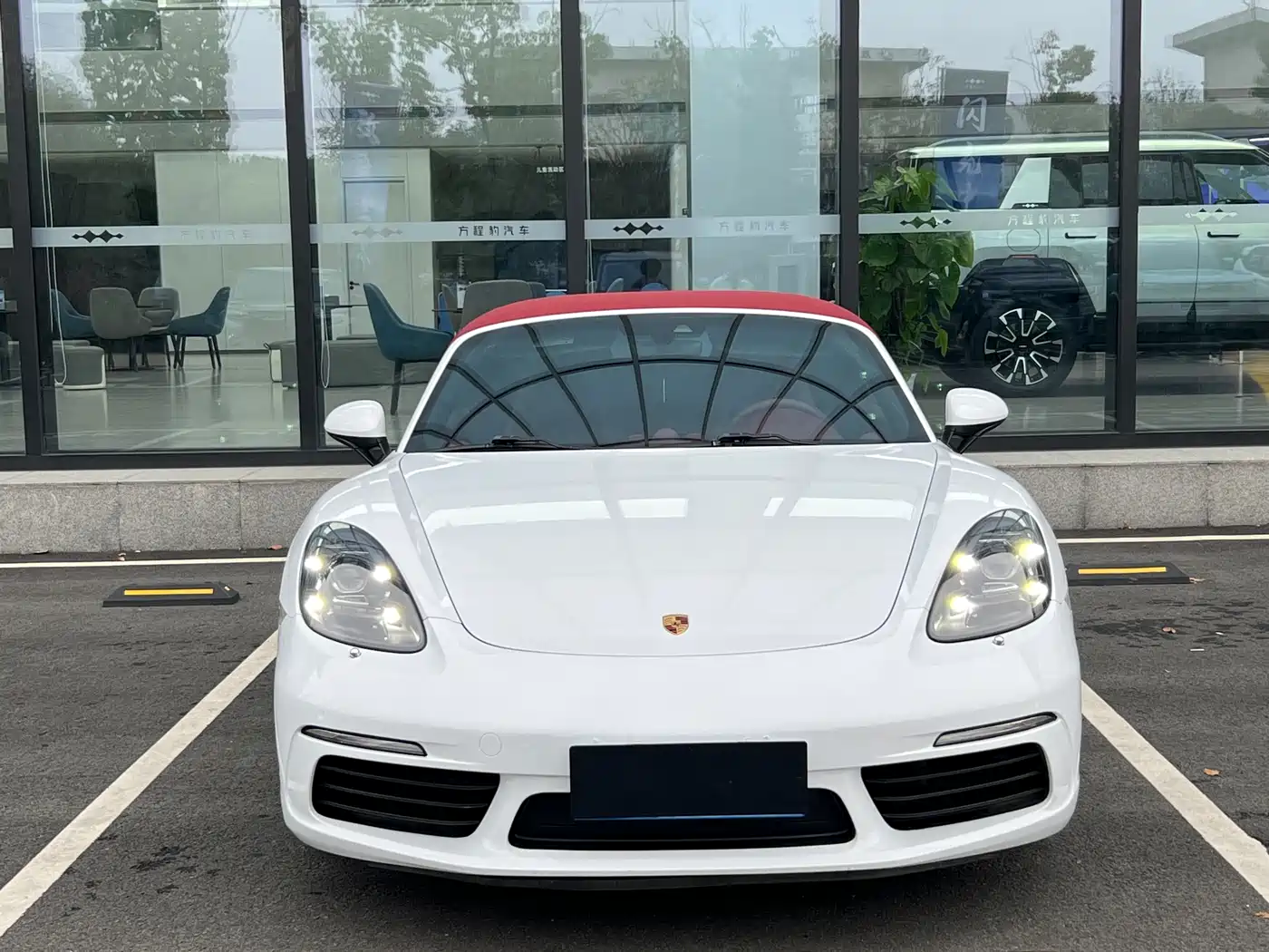 Porsche 718 2018 Boxster 2.0T фото 2