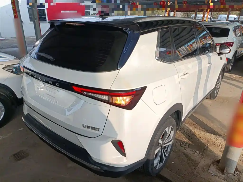 Wuling Motors Wuling Xingchen 2022 2021 1.5T CVT Starlight Edition
