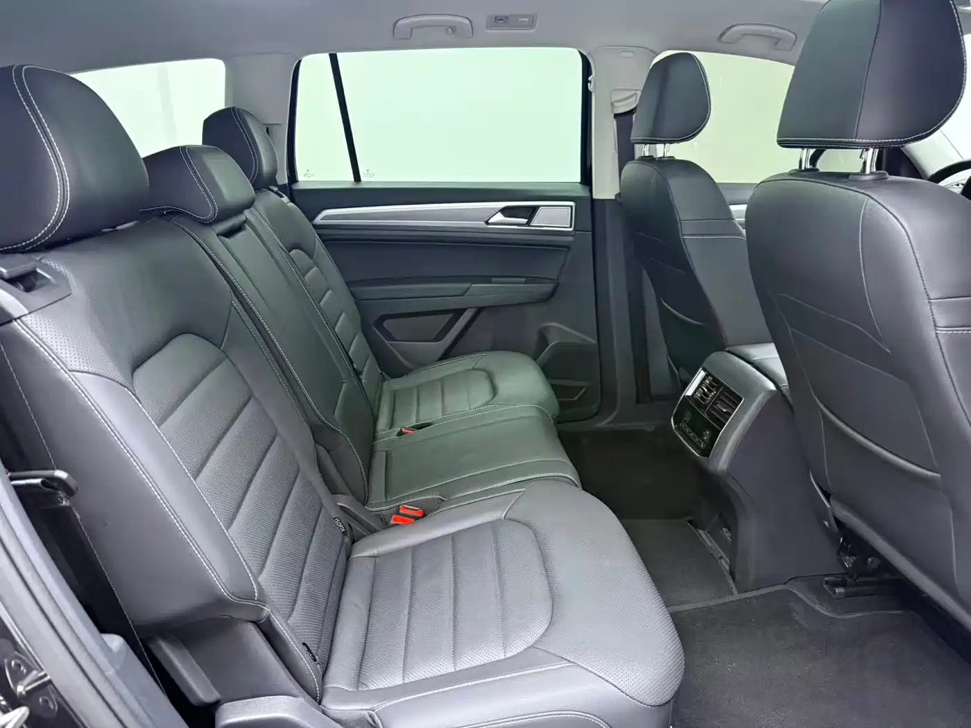 Volkswagen Teramont 2020 380TSI 4WD Luxury Edition China VI фото 12