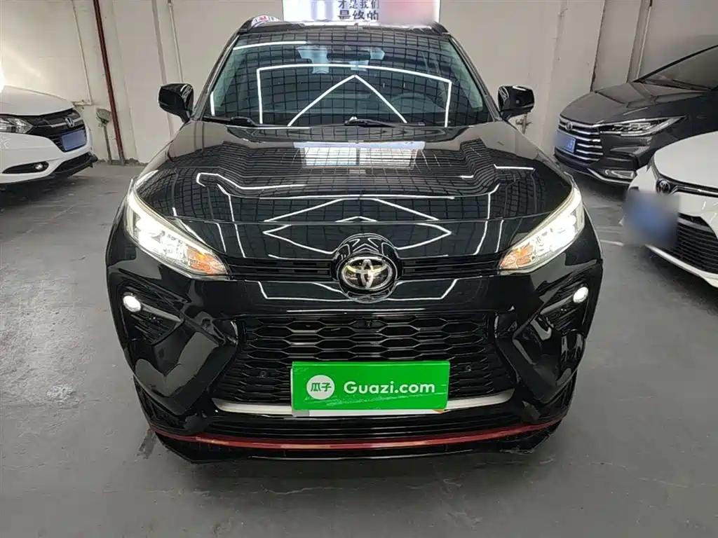 Toyota Wildlander 2022 2.0L CVT FWD Luxury Edition фото 3