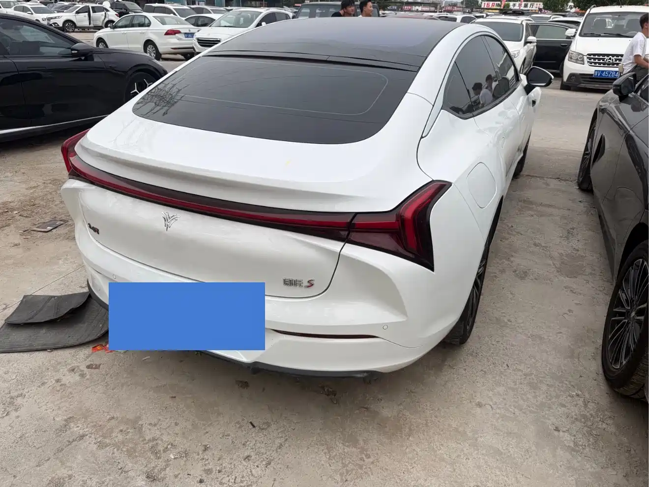 Nezha Auto Nezha S 2024 2024 Extended Range 1160 Edition
