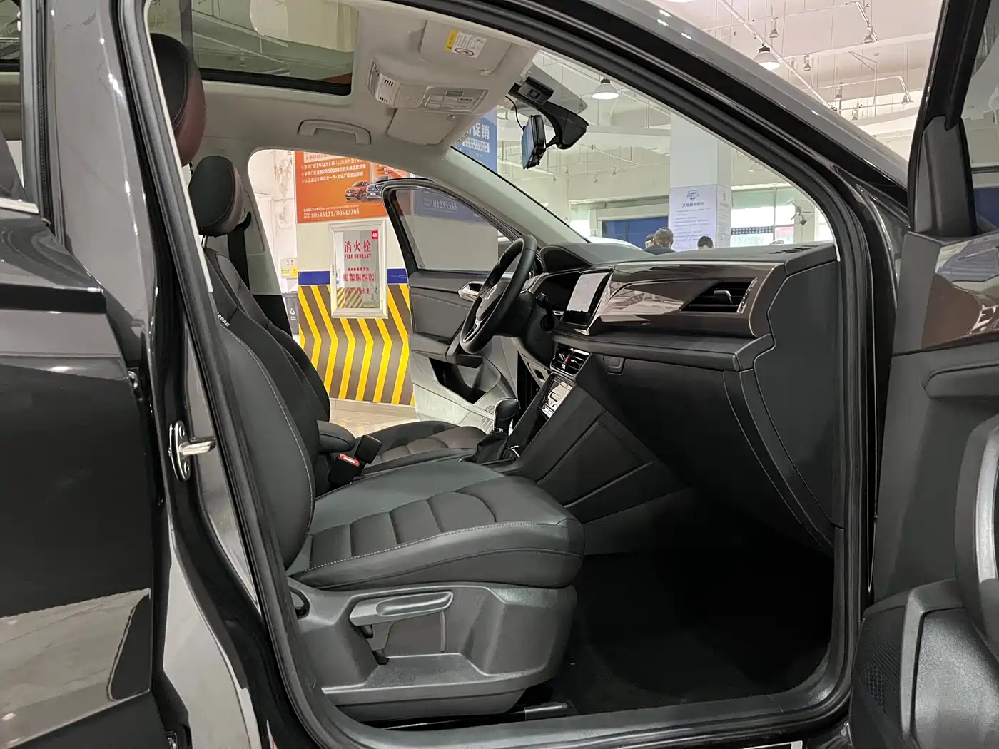 Volkswagen Tharu, миниатюра 10