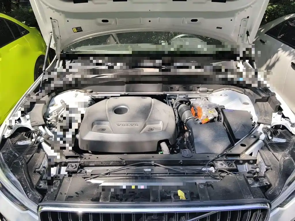 Volvo XC60 Plug-in Hybrid 2024 2024 T8 PHEV Long Range AWD Smart Elite Luxury Edition