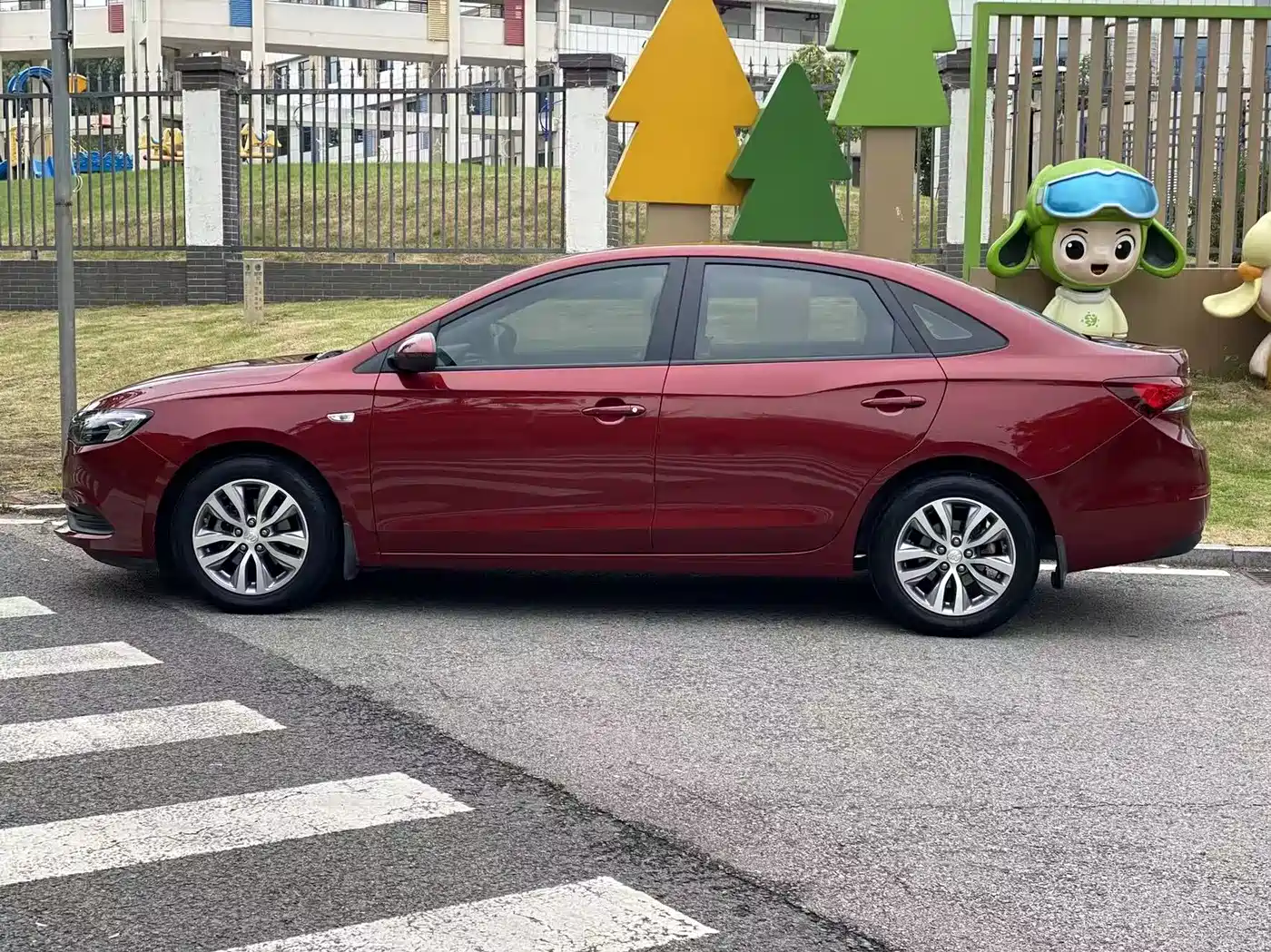 Buick Excelle 2021 1.3T Auto Mild Hybrid Elite фото 4