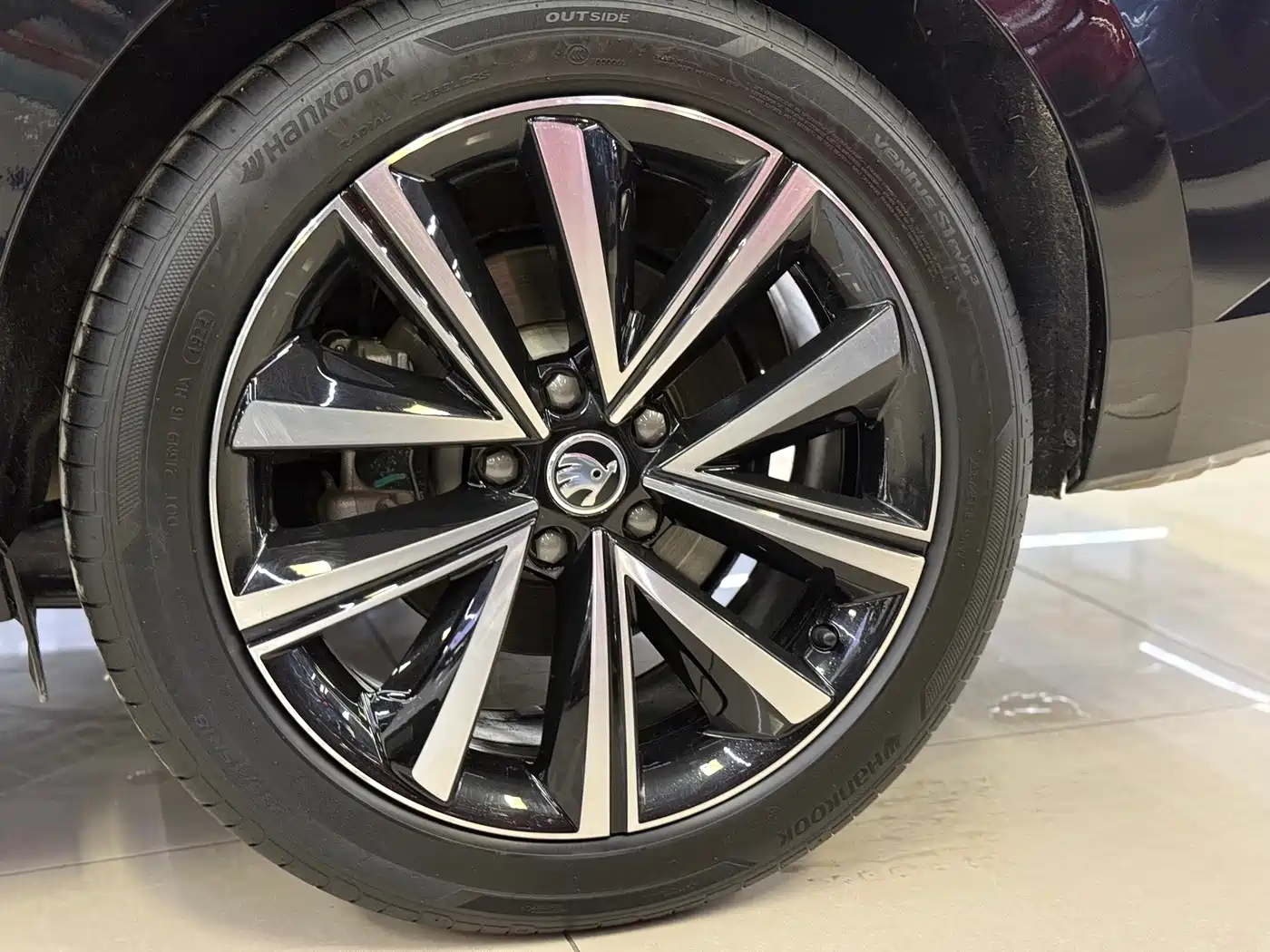 Škoda Superb 2025 Model TSI280 DSG Premium Edition фото 20
