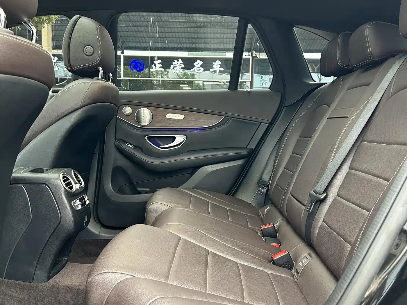 Mercedes-Benz GLC 2021 GLC 300 L 4MATIC Sporty фото 8