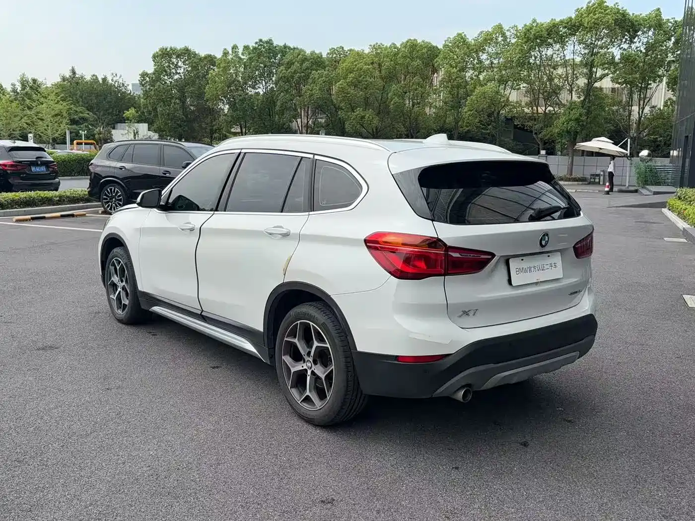 BMW X1 2019 sDrive18Li Premium Model фото 4