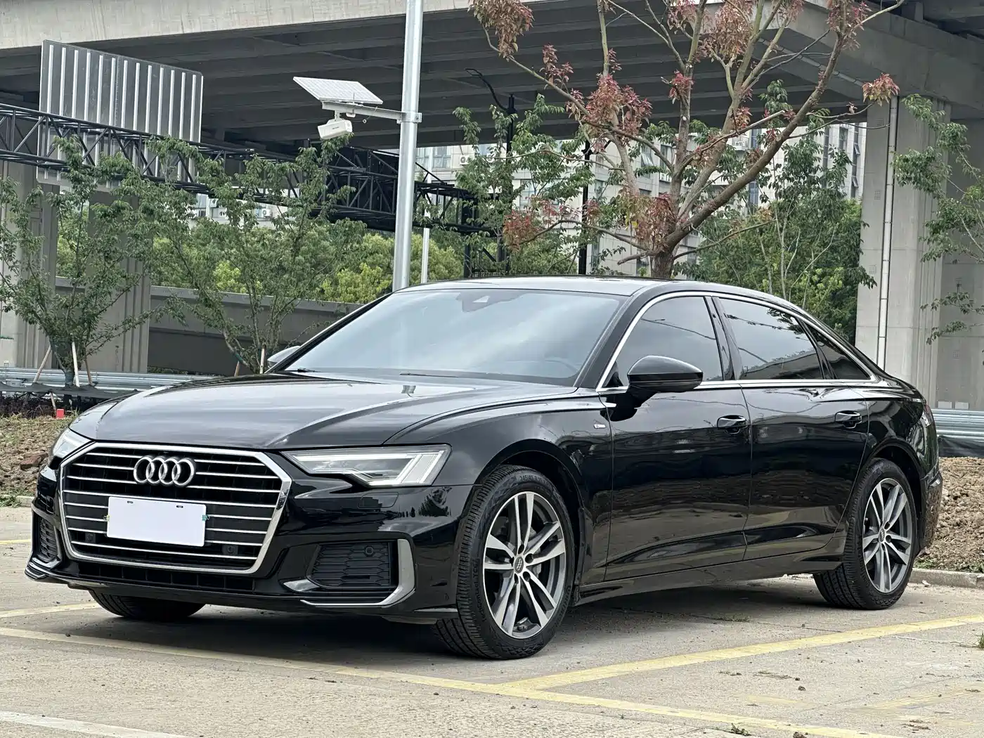 Audi A6L 2021 40 TFSI Luxury Sport