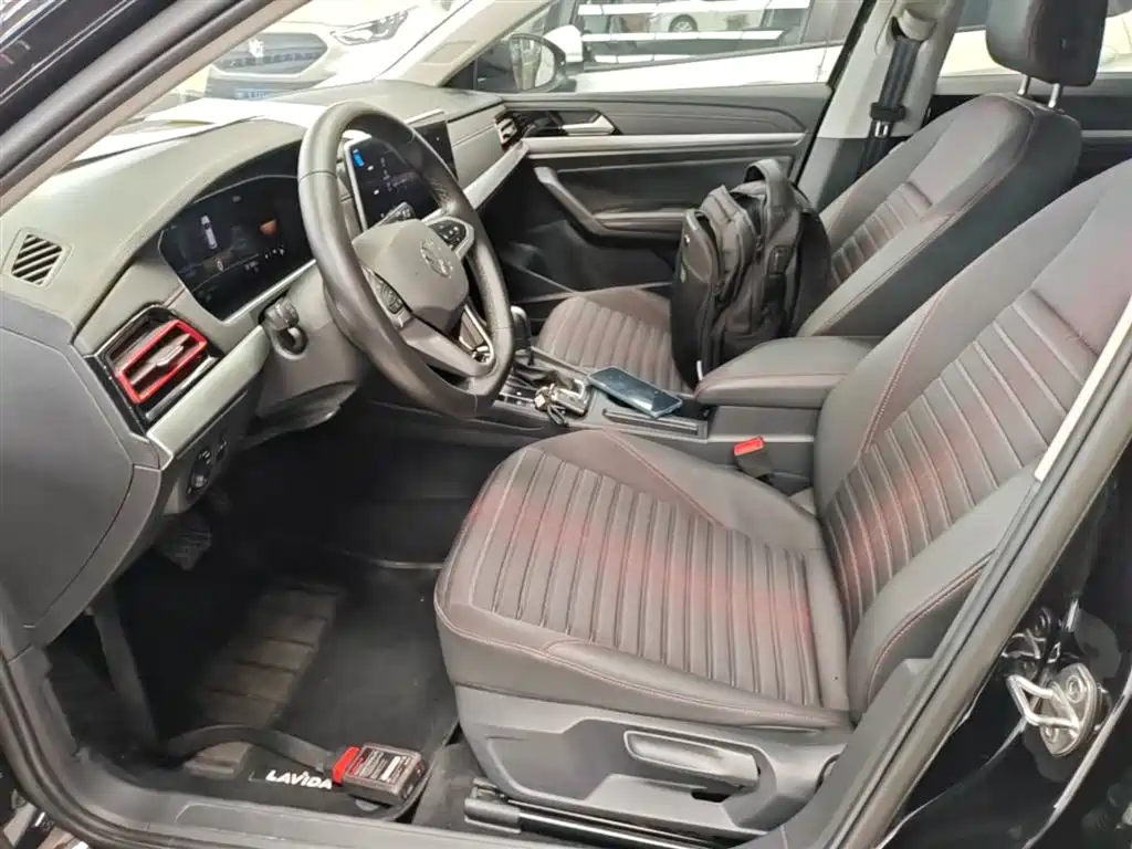 Volkswagen Lavida 2023 280TSI DSG Starlight Comfort Edition фото 15
