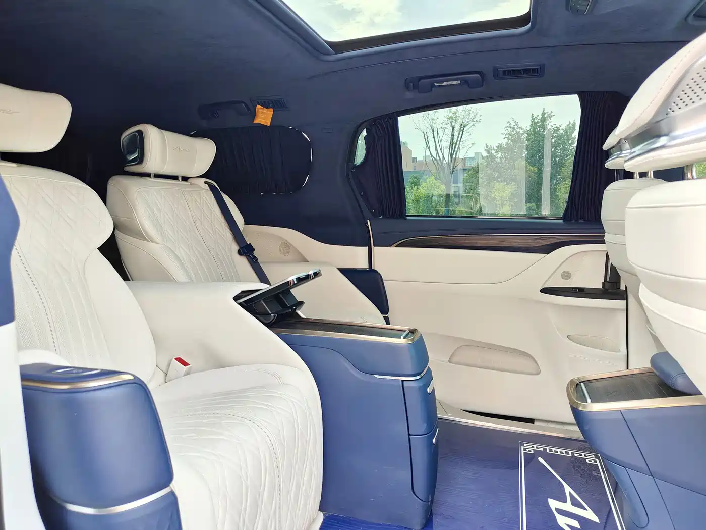 Buick GL8 2020 Avenir Four-Seat Prestige Edition фото 7