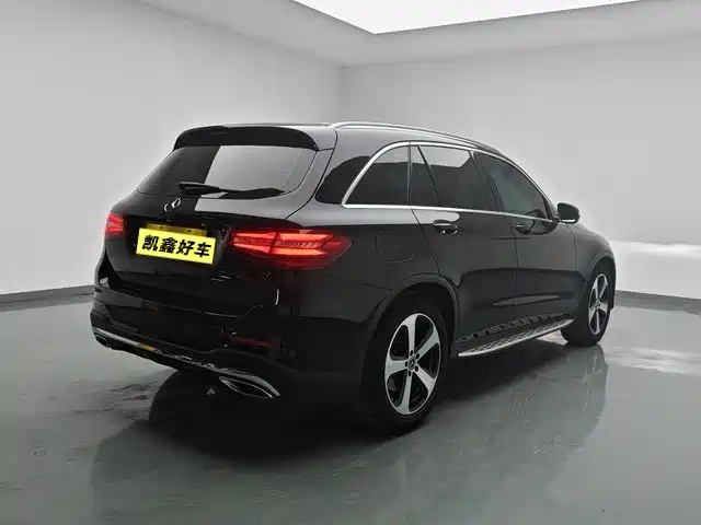 Mercedes-Benz GLC 2018 GLC 260 4MATIC Luxury фото 4