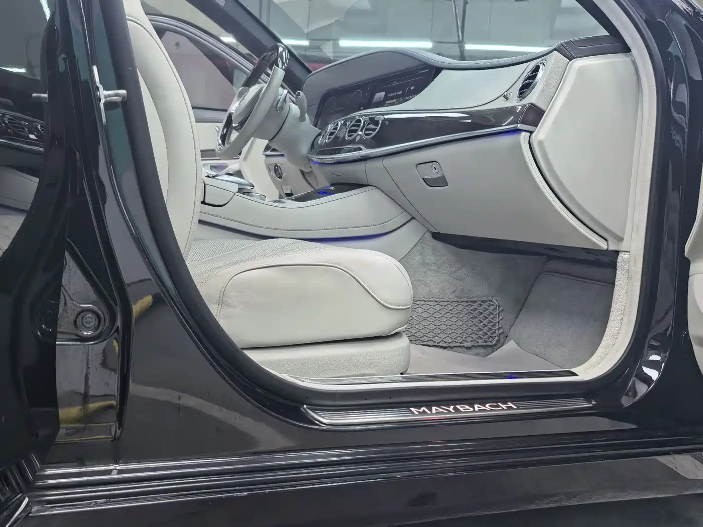 Mercedes-Benz Maybach S-Class 2016 S 400 4MATIC фото 10