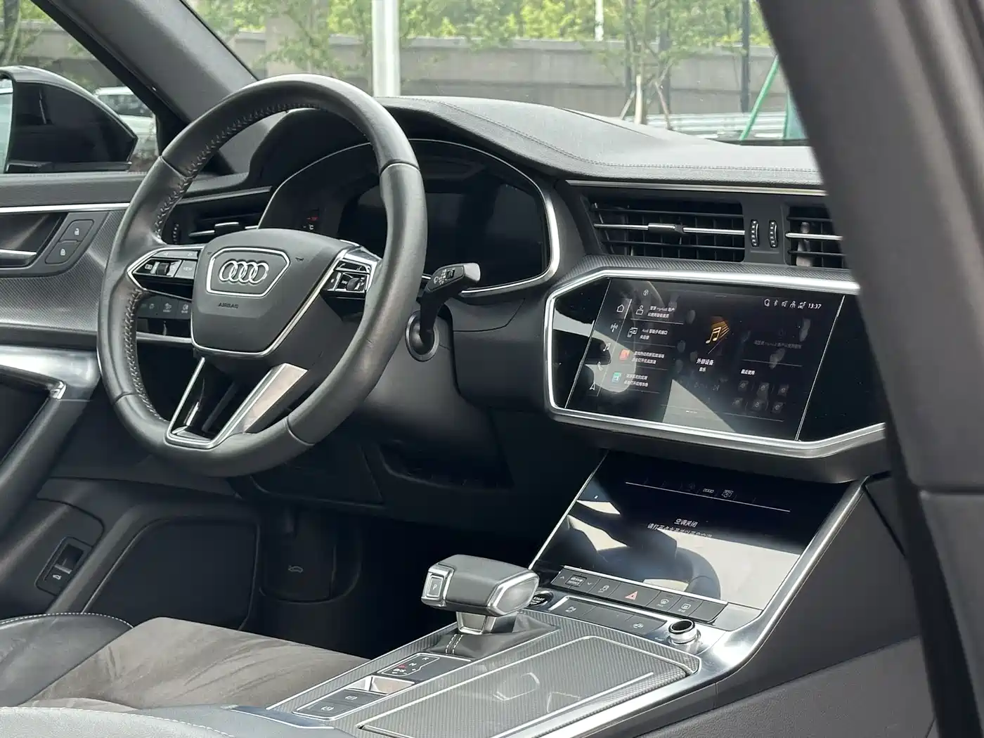 Audi A6L 2021 40 TFSI Luxury Sport фото 13