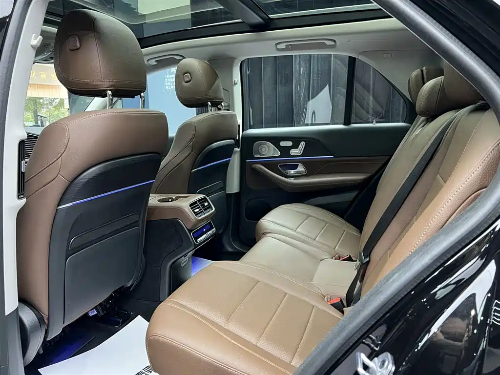 Mercedes-Benz GLE 2024 GLE 450 4MATIC Luxury фото 29