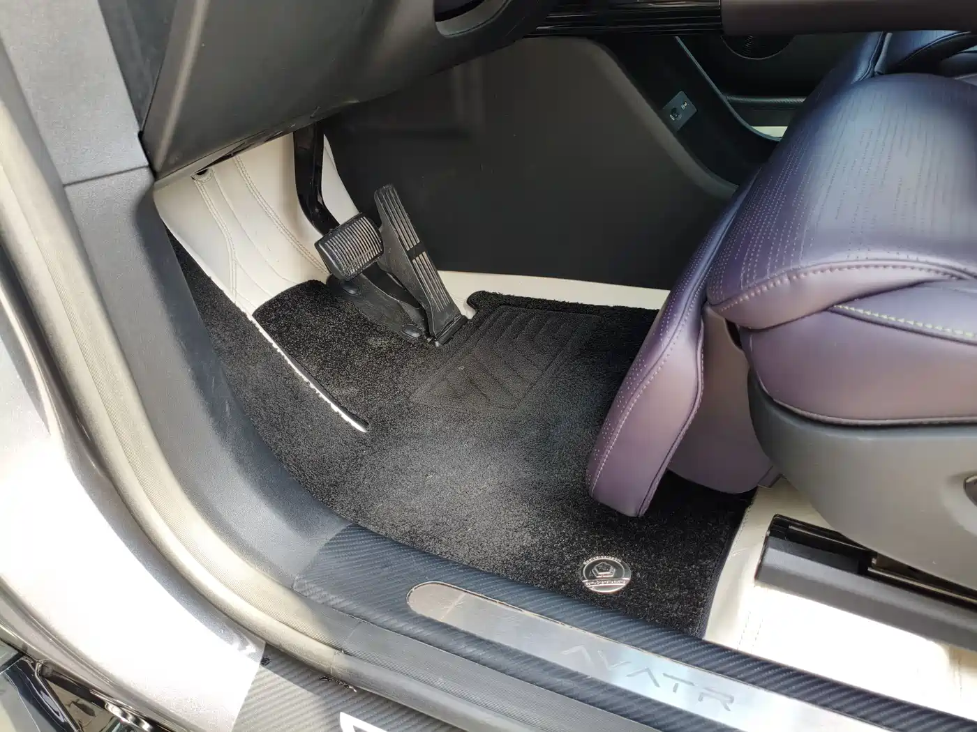 Avatr 07 2024 Max Extended Range фото 16