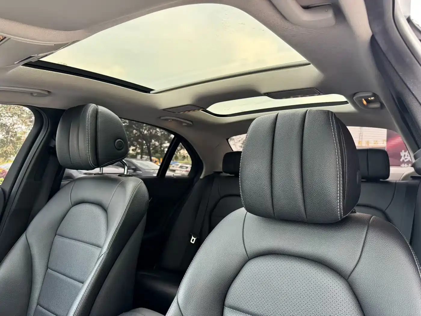Mercedes-Benz C-Class 2015 Facelift C 200 L Sport фото 8