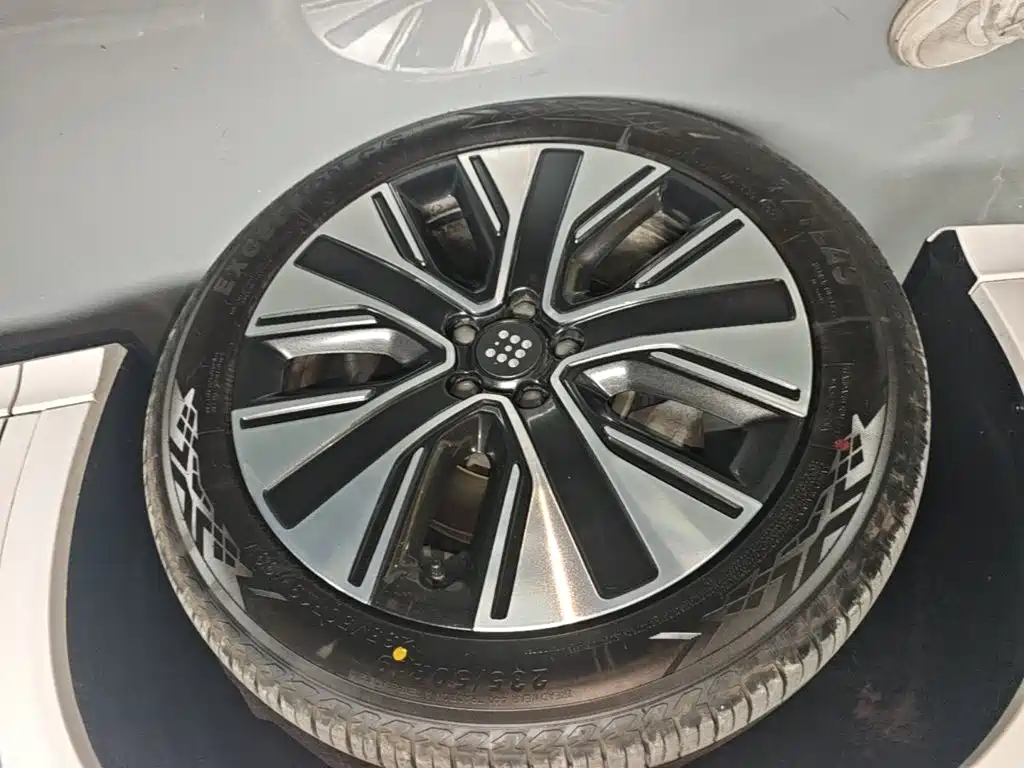 Landian E5 PLUS 2025 2026 Model 120km First Enjoy Edition Max 7-seater