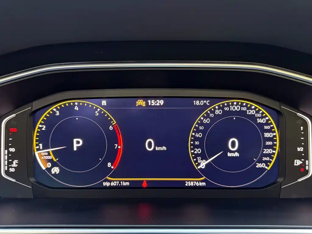 Volkswagen Tiguan L 2025 Model 300TSI Auto 2WD Dragon Edition фото 13