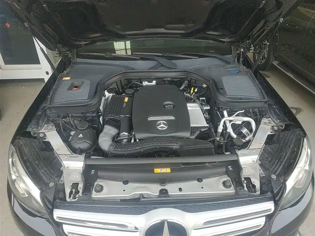 Mercedes-Benz GLC 2016 GLC 300 4MATIC Dynamic фото 20