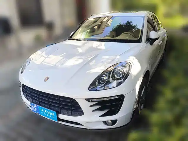 Porsche Macan 2017 Macan 2.0T — фото 1