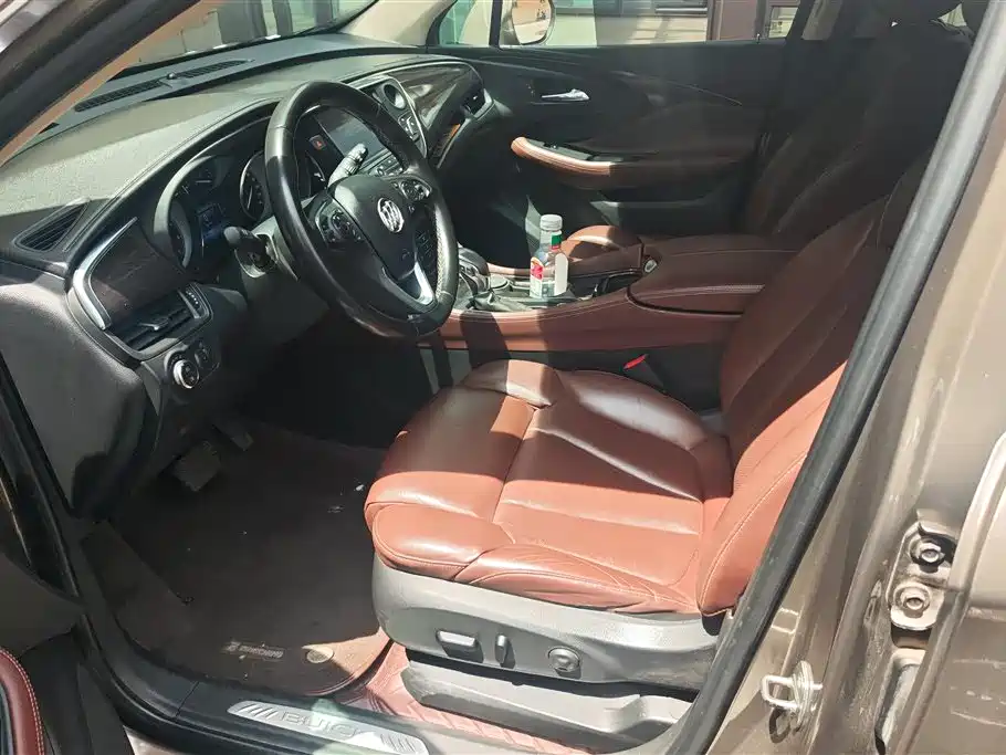 Buick Envision Plus 2017 28T AWD Luxury фото 9