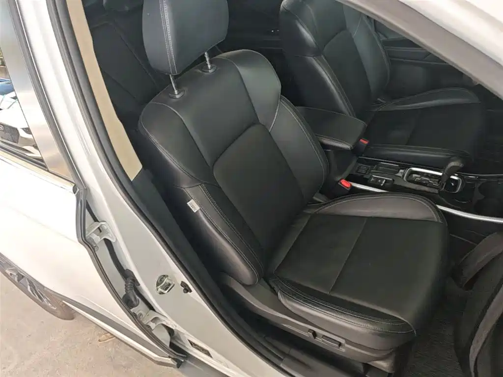 Mitsubishi Outlander 2019 2.0L 2WD Enjoy Edition 5-seater China V фото 25