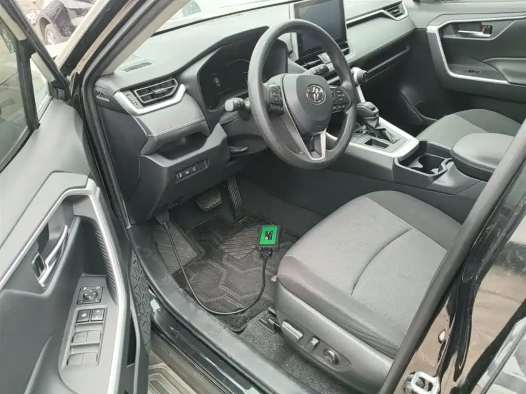 Toyota RAV4 Rongfang 2021 2.0L CVT 2WD Trend фото 16