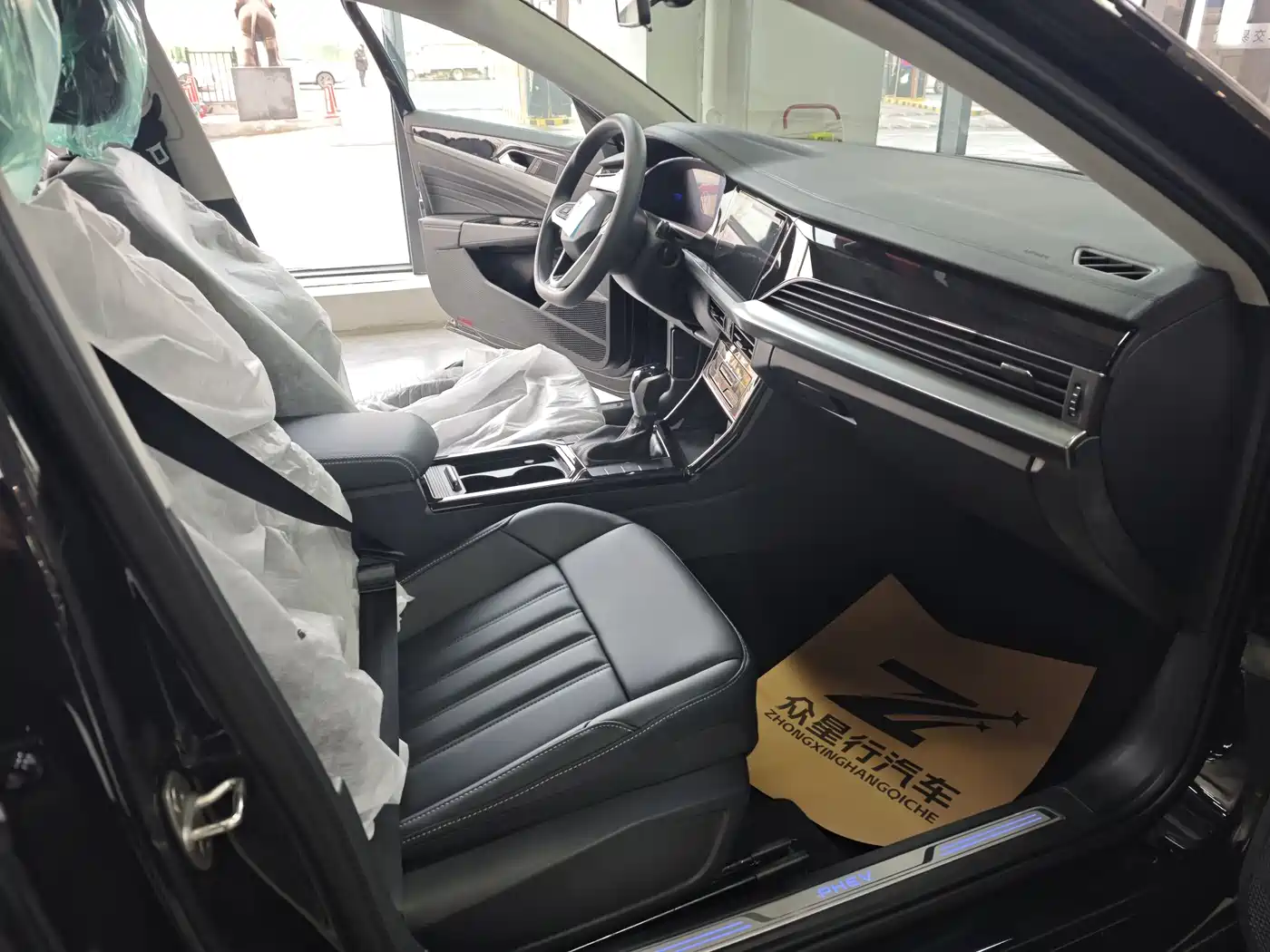 Volkswagen Passat New Energy 2025 430PHEV Hybrid Business Edition фото 8