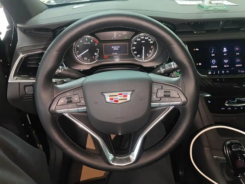 Cadillac XT6 2022 2.0T 7-Seater 2WD Luxury Edition фото 7