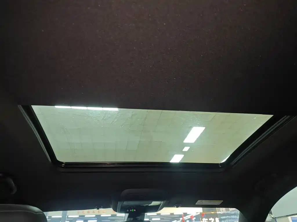 Cadillac XT6 2022 2.0T 7-Seater 2WD Luxury Edition фото 14