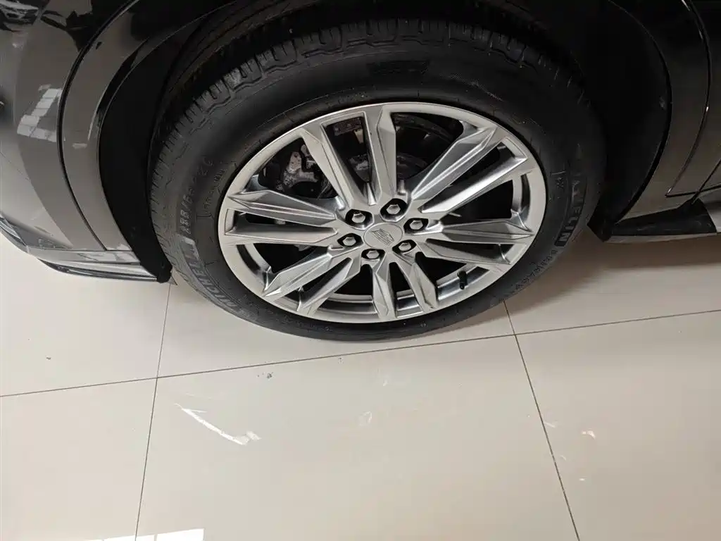 Cadillac XT6 2022 2.0T 7-Seater 2WD Luxury Edition фото 25