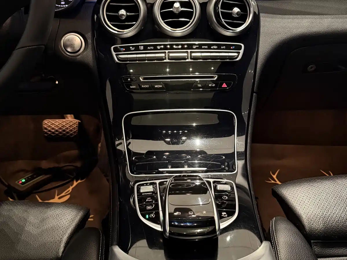 Mercedes-Benz GLC 2016 GLC 200 4MATIC фото 14