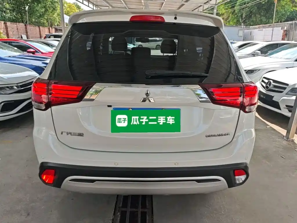 Mitsubishi Outlander 2019 2.0L 2WD Enjoy Edition 5-seater China V фото 6