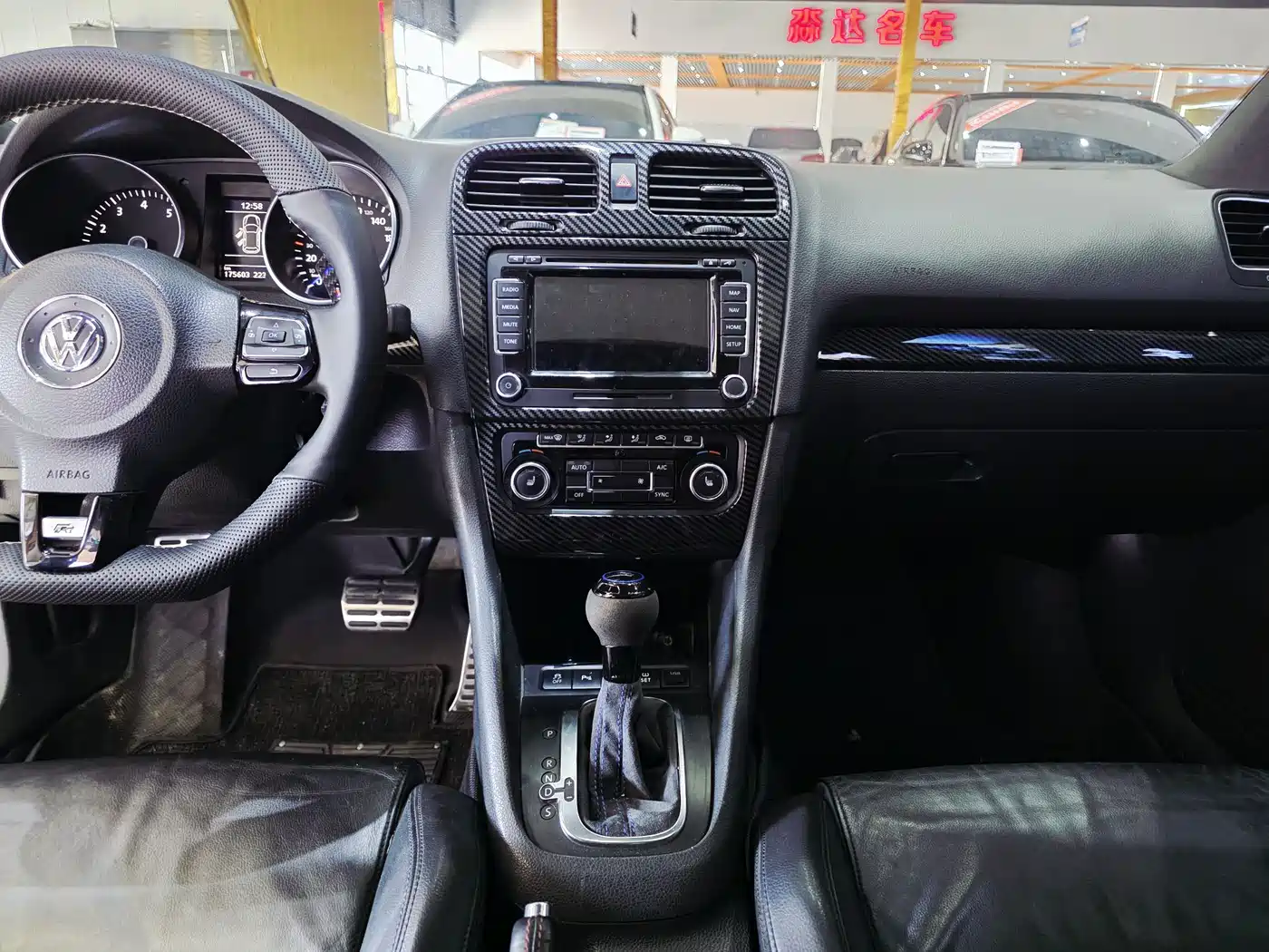 Volkswagen Golf GTI 2012 2.0TSI GTI фото 11