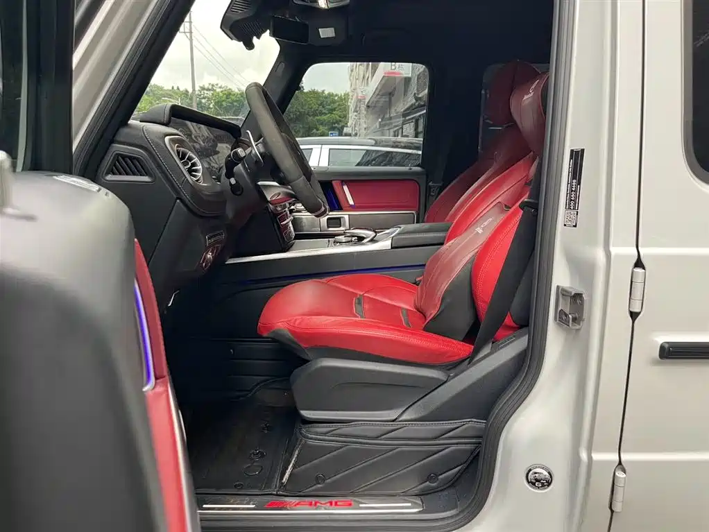 Mercedes-Benz G-Class AMG 2022 AMG G 63 фото 9